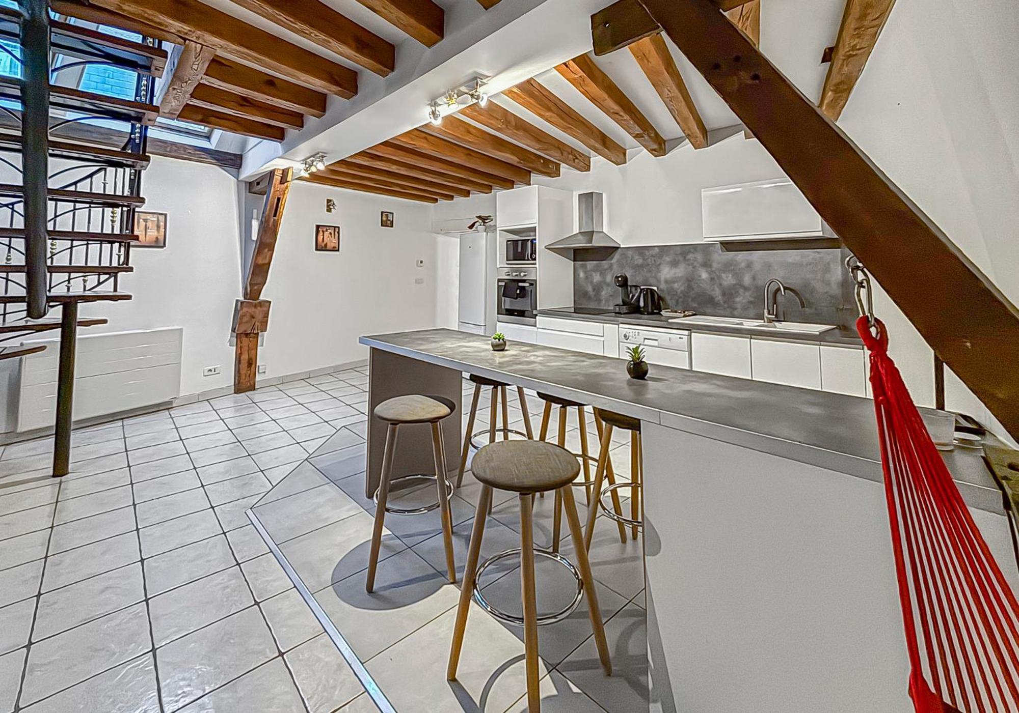 Spacieux & Lumineux Avec Smart Tv Et Wi-Fi Rapide Troyes Exterior photo